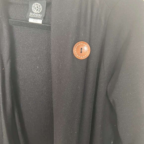 Black cardigan with button - Picture 3 of 5